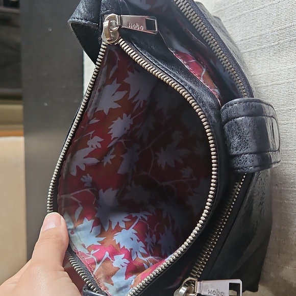 Hobo The Original Black Embossed Shoulder Bag - Picture 3 of 6